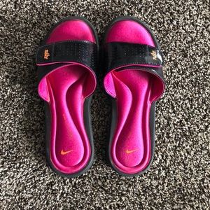 Nike Memory Foam Slides